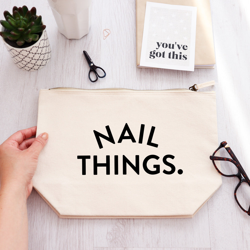 Nail things zipped pouch bag