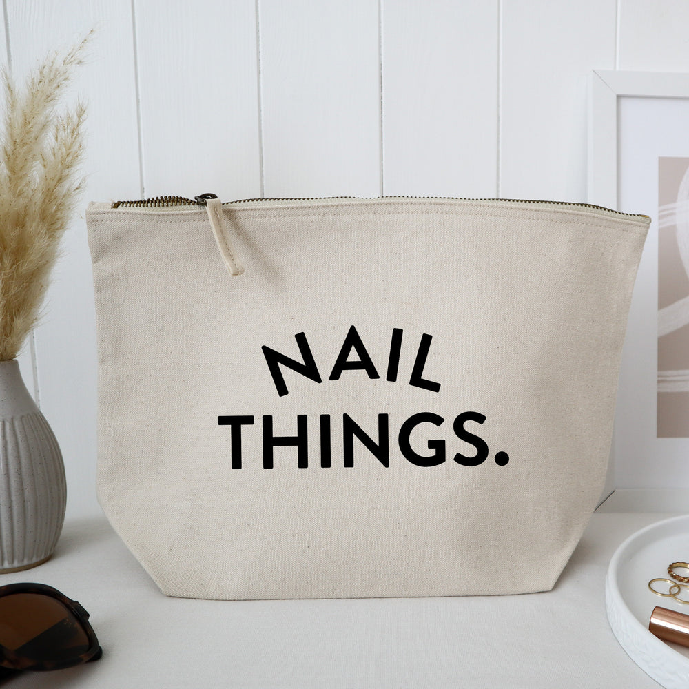 Nail things zipped pouch bag